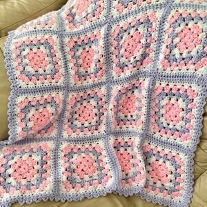 Crocheted Granny Square Blanket Lavender Pink 3D Flower Vintage Throw 38” x 43”